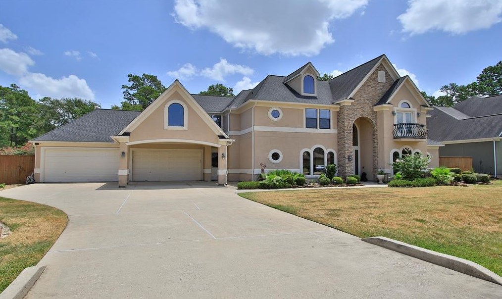 7942 Wooded Way Dr, Spring, TX 77389-4161