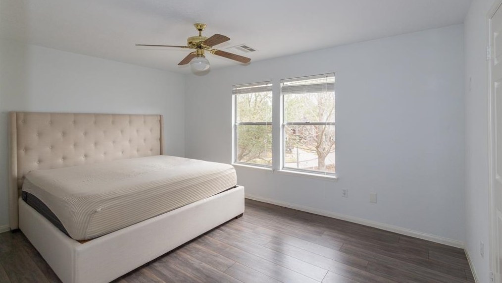 14303 Providence Pne Trl, Houston TX  77062-2042 exterior