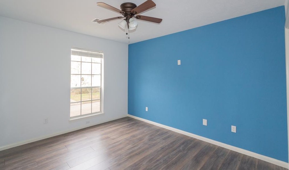 14303 Providence Pne Trl, Houston TX  77062-2042 exterior