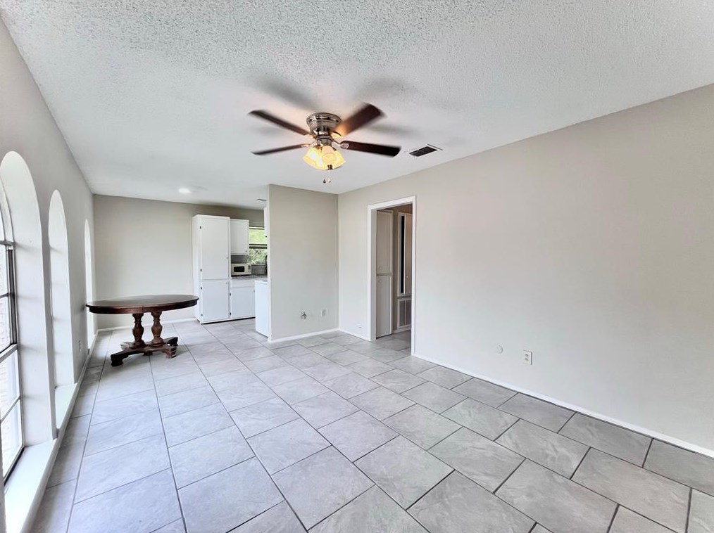 3021 Sycamore Ave #8, Bay City, TX 77414
