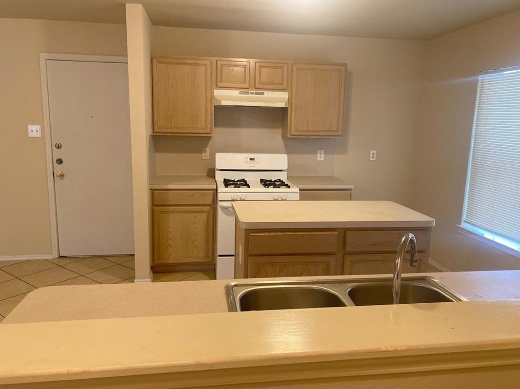 5219 Roth Forest Ln, Spring, TX 77389