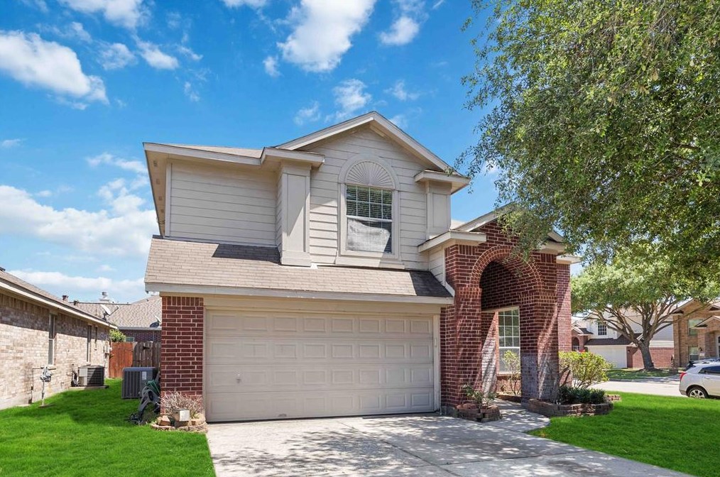 21102 Gatepoint Dr, Houston, TX 77073-5568