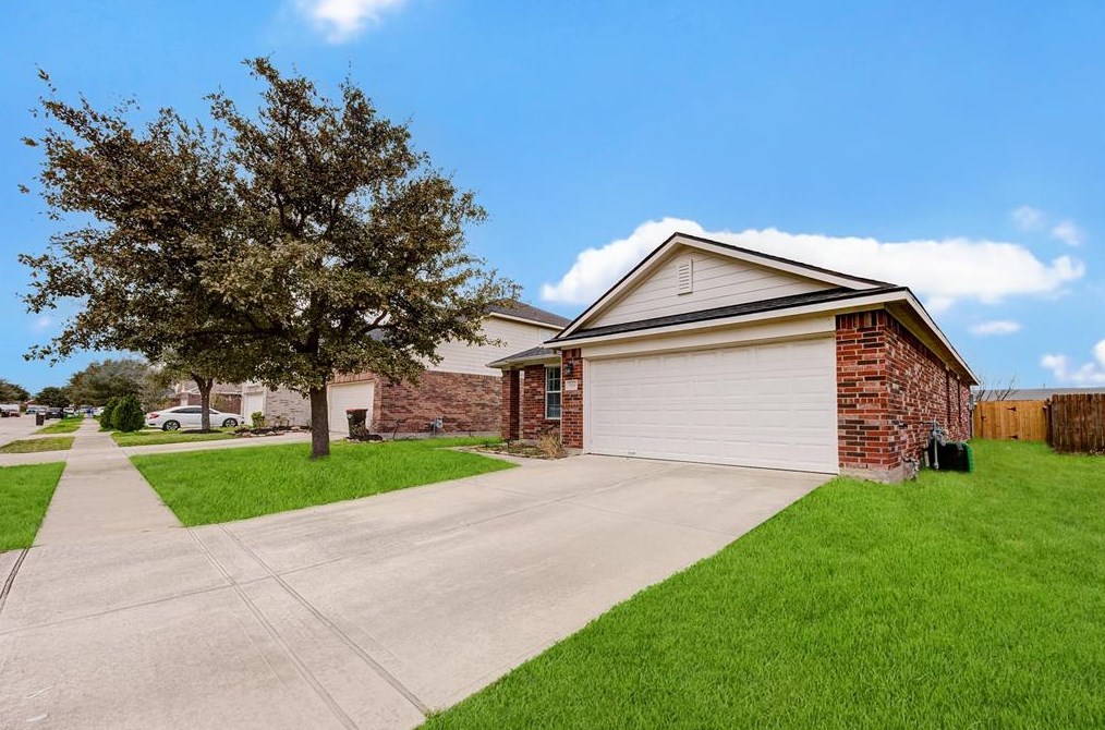 7102 Durango Creek Ln, Katy, TX 77449
