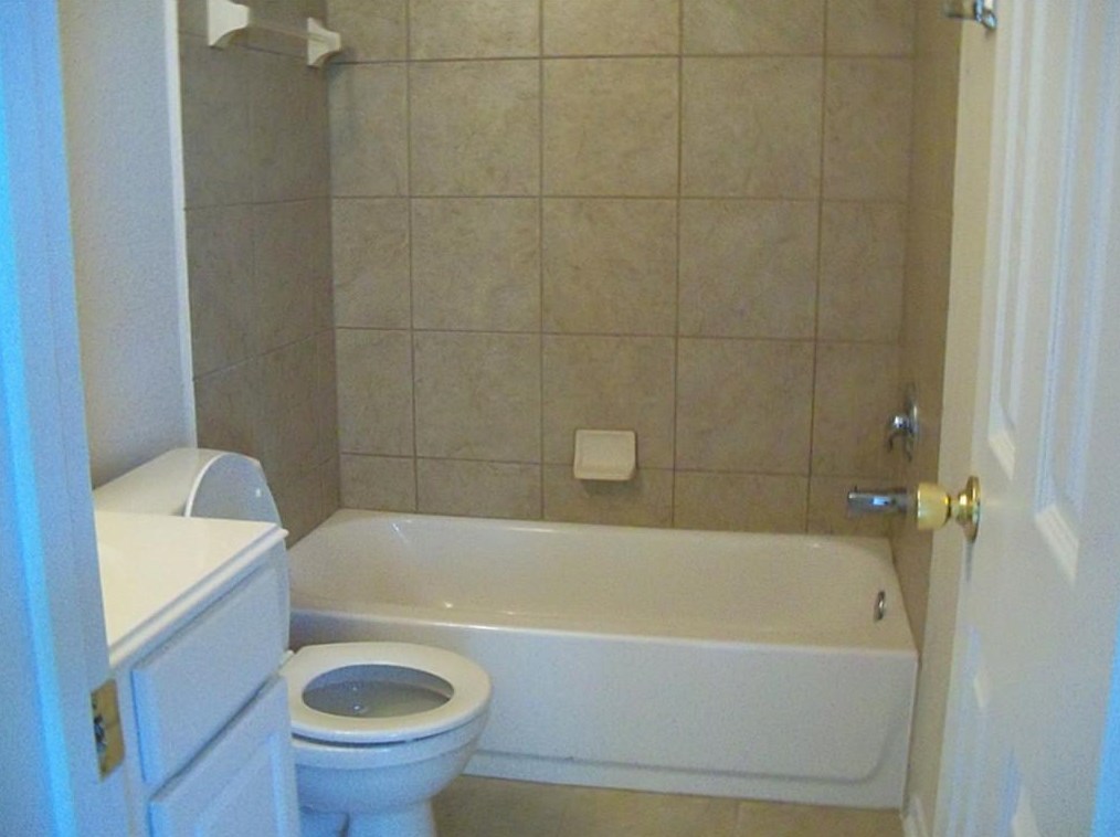 3103 Dogwood Knoll Trl, Richmond TX  77471-6701 exterior