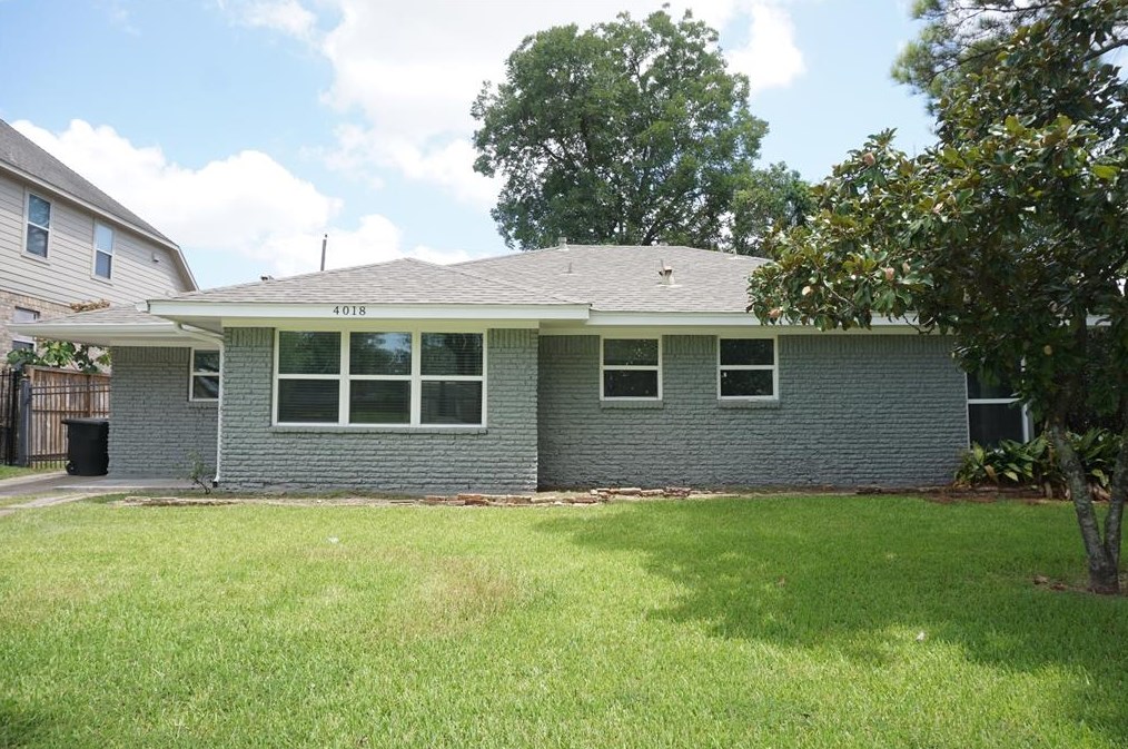 4018 Newshire Dr, Houston, TX 77025