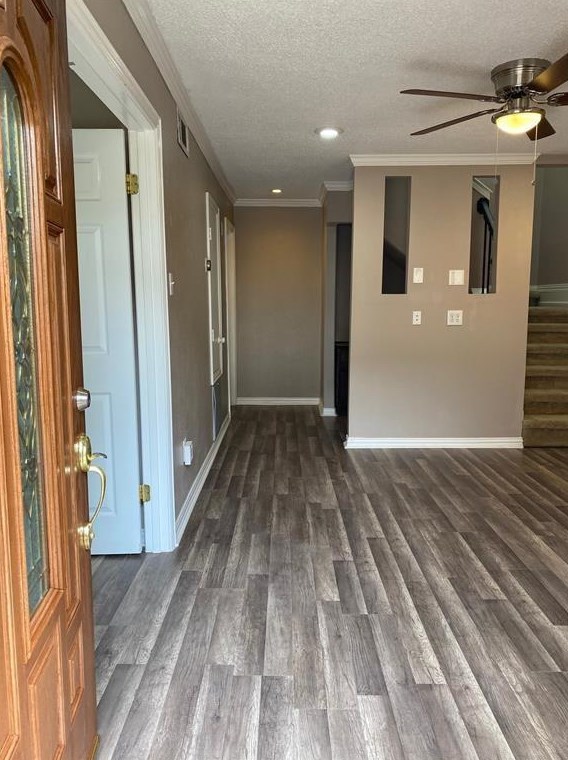 12046 Mighty Oak Dr, Houston, TX 77066