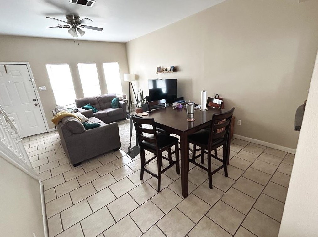 1616 Avenue N #7, Huntsville, TX 77340