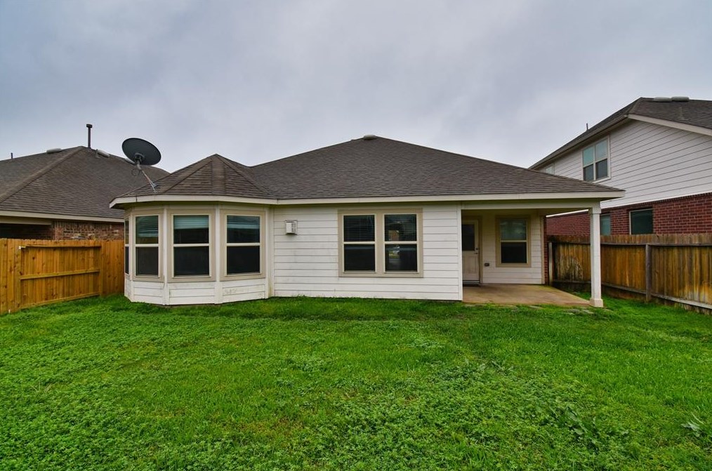 4527 Ferndale Meadows Dr, Katy TX  77494-5335 exterior