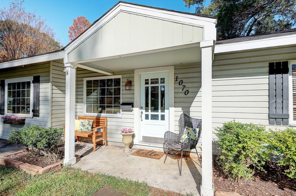 1070 Lamonte Ln, Houston, TX 77018-4319