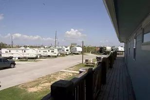 1250 N Crystal Beach Rd, Crystal Beach, TX 77650 - Photo 4