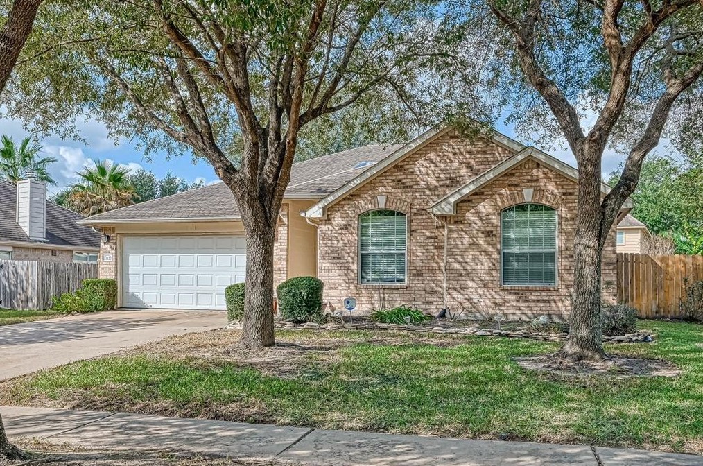 11127 Cactus Point Ct, Houston, TX 77095