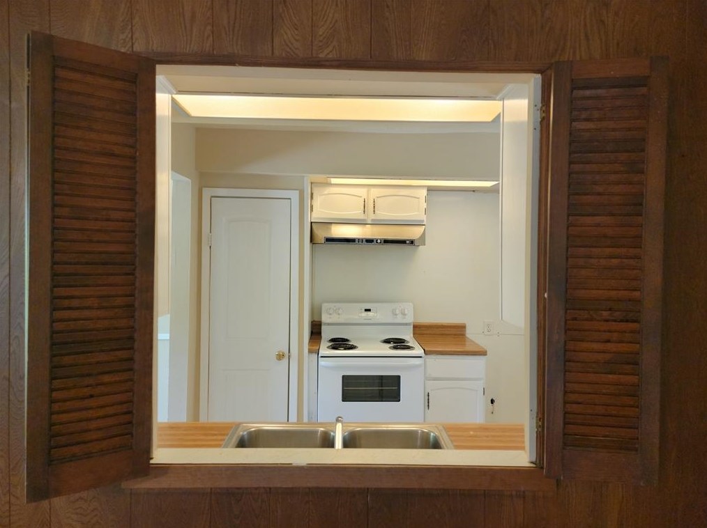 10602 Kirkshire Dr, Houston TX  77089-2454 exterior