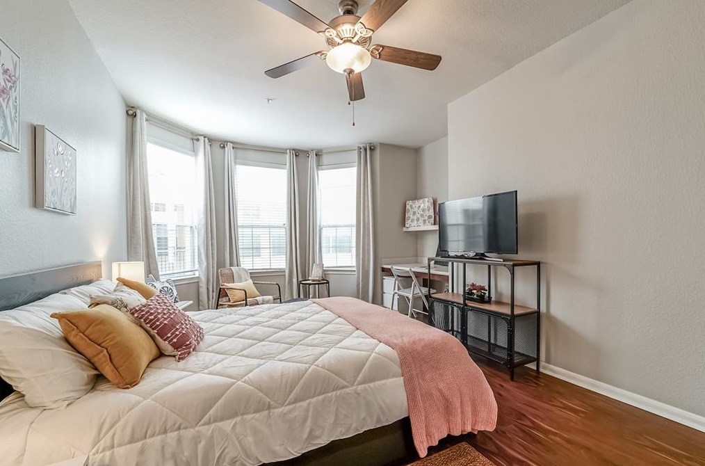 7575 Kirby Dr Apt 3208, Houston, TX 77030