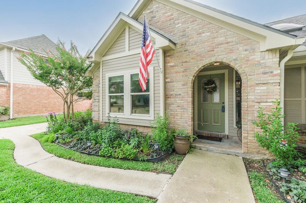 3807 Crow Valley Dr, Missouri City, TX 77459-4204
