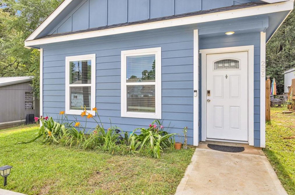 286 Westchase, Montgomery, TX 77316-2947