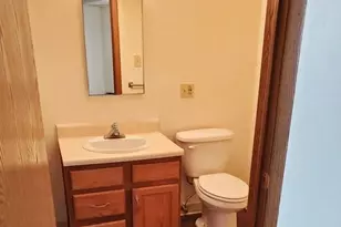 208 W State St, Huntington, IN 46750 - Photo 12