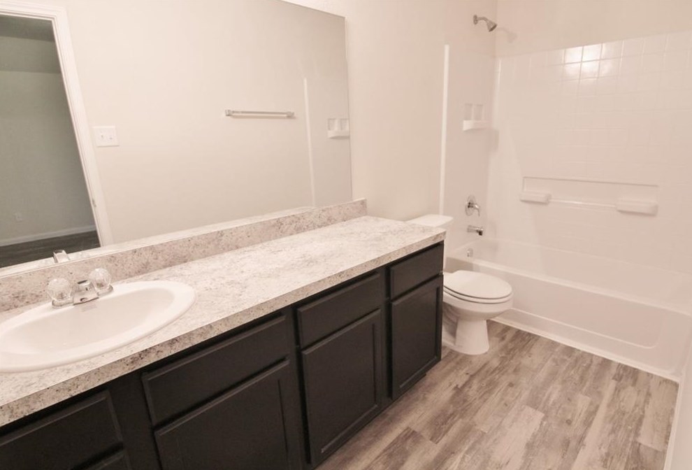 5446 Plantation Forest Dr, Katy TX  77449-1558 exterior