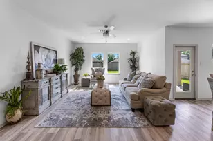 6605 Alexis St, Beaumont, TX 77708 - Photo 10