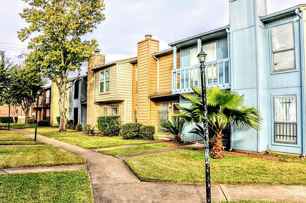 11685 Alief Clodine Rd, Houston, TX 77082-6615