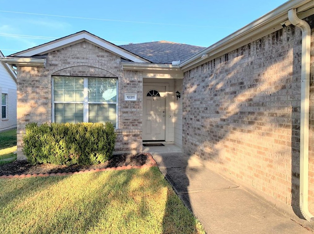 10311 Sugarbridge Trl, Sugar Land, TX 77498
