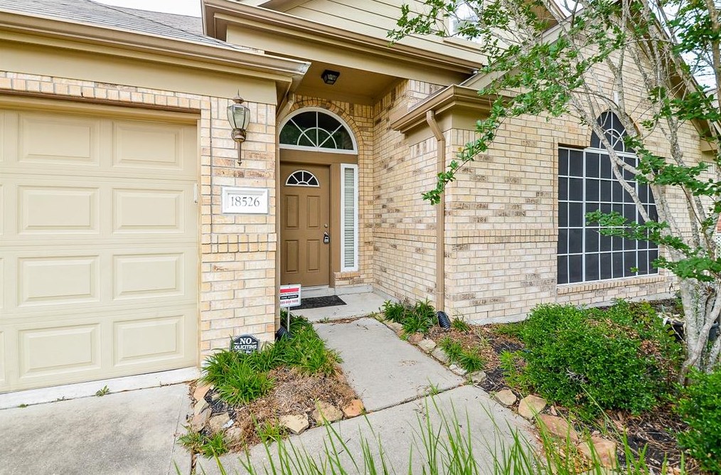 18526 Cypress Lake Village Dr, Cypress TX  77429-4297 exterior