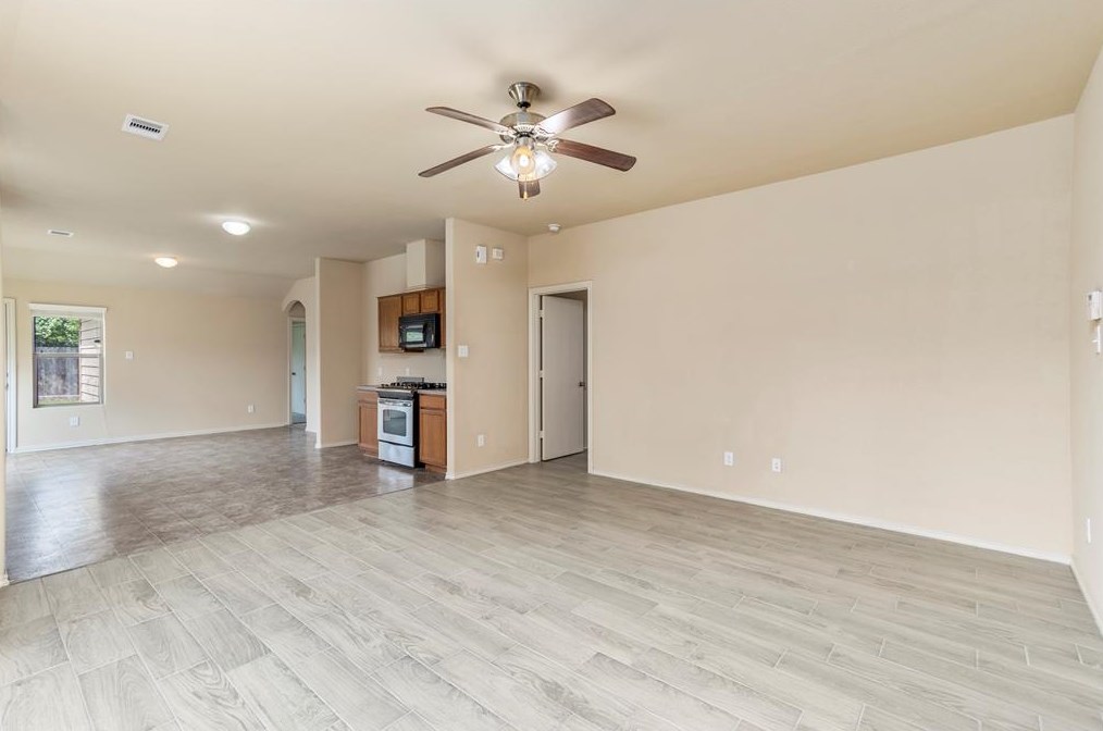 2834 Wisner Cir, Houston, TX 77014