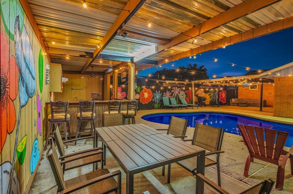 2608 Grape Ln, Pasadena, TX 77502-5767