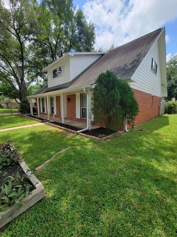 8103 Langdon Ln, Houston, TX 77036