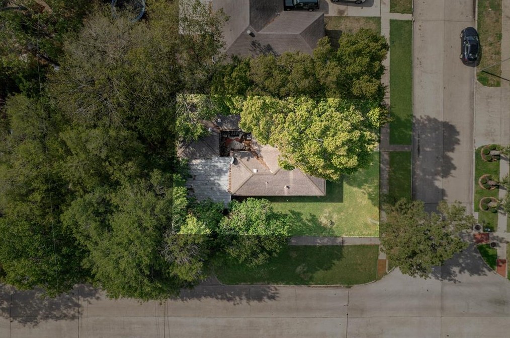 1102 Elton St, Houston, TX 77034-1123