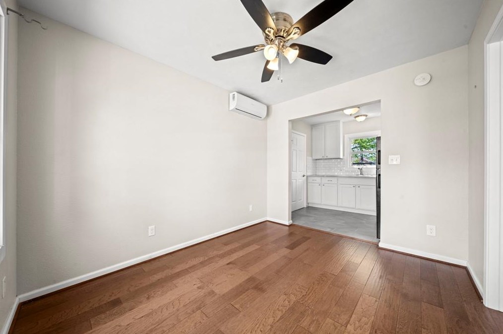 1104 16 St, Houston TX  77008-3429 exterior
