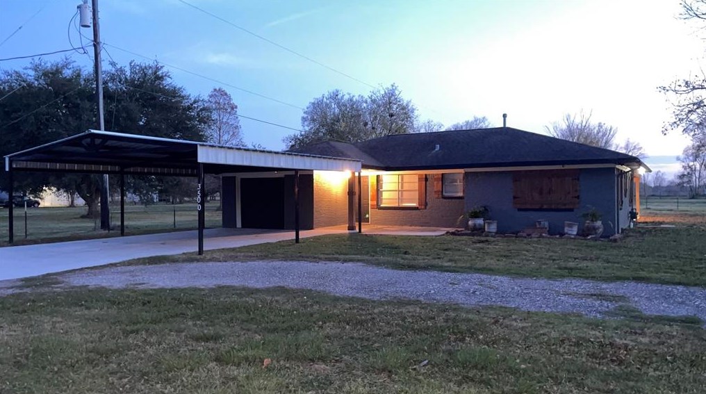 3500 Barbers Hill Rd, Crosby, TX 77532