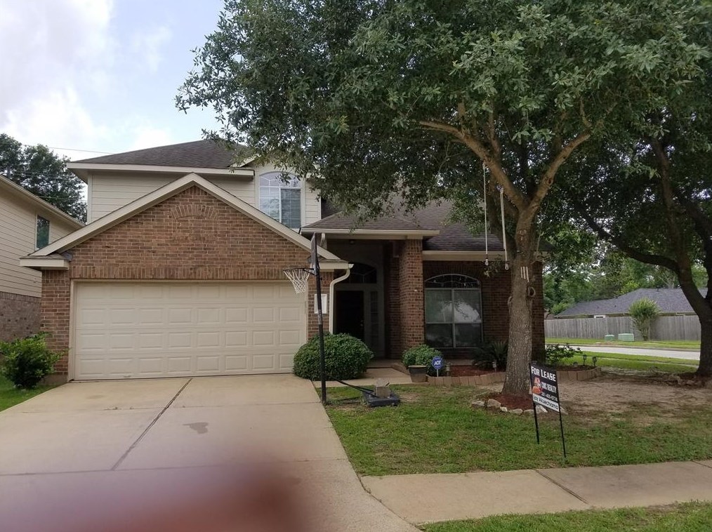 3239 Amber Meadow Dr, Katy TX  77449-4944 exterior