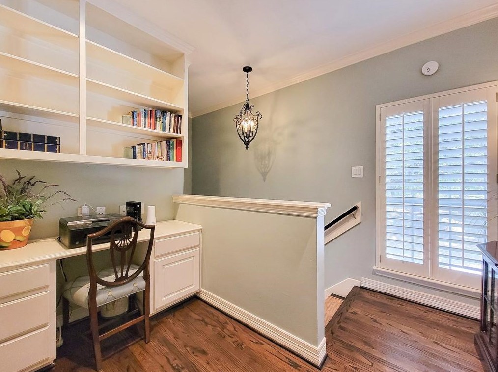 5807 Inwood Park Ct, Houston TX 77057-3196 exterior