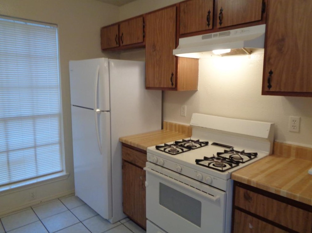 13738 Sablecrest St, Houston, TX 77014