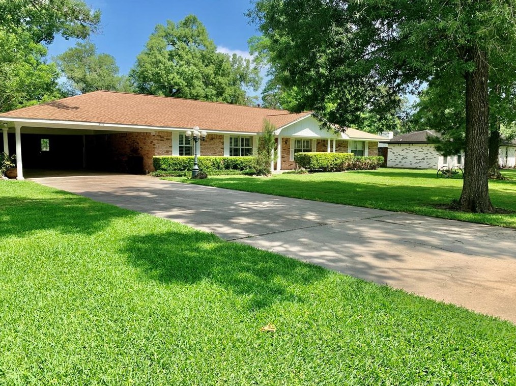 3314 Fleming Dr, Baytown, TX 77521-9232