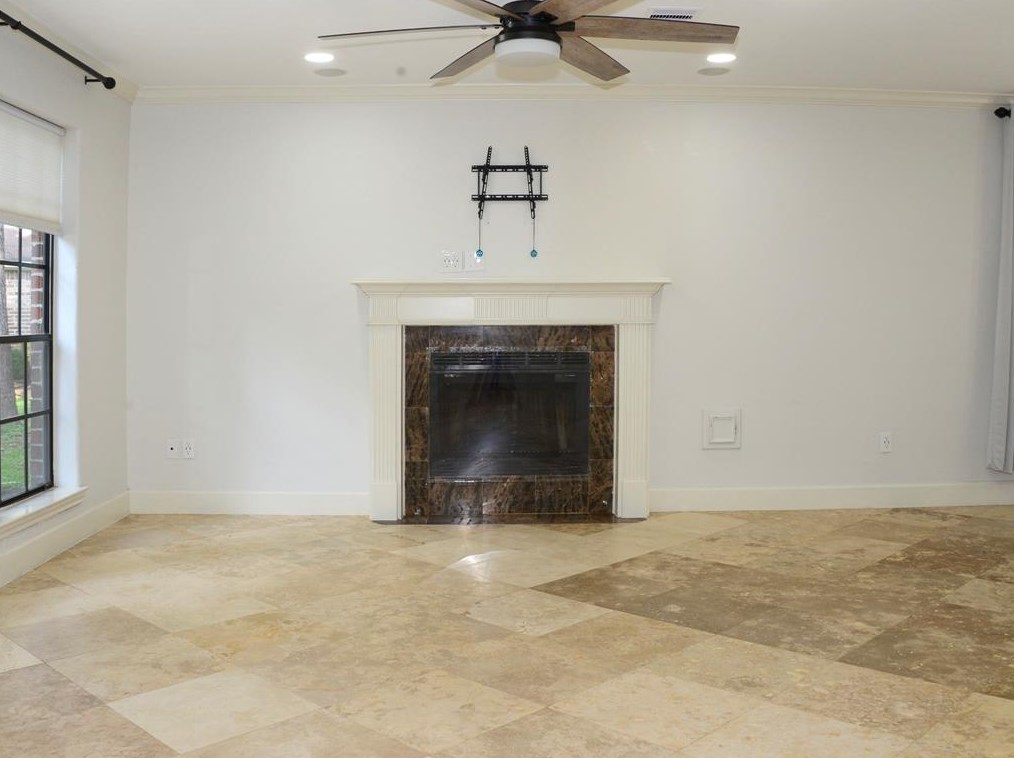 102 Mistybreeze Cir, Spring TX  77381-3062 exterior