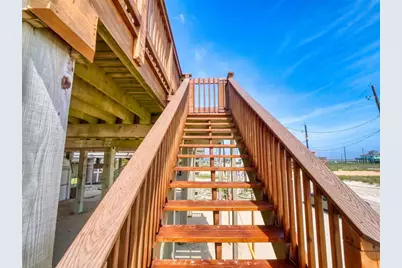 107 Yucca Avenue, Surfside Beach, TX 77541 - Photo 8