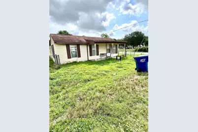 910 E East Street, Eagle Lake, TX 77434 - Photo 6