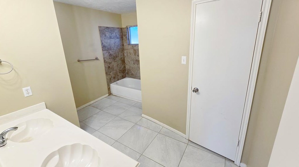 10307 Bushy Crk Dr, Houston TX  77070-4701 exterior