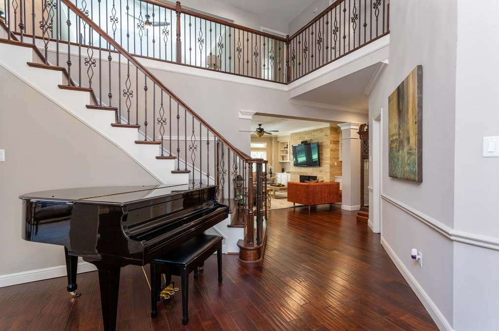 42 Dorothea Ln, Sugar Land, TX 77479-2447