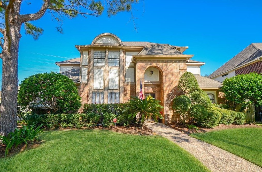 14422 Ardwell Dr, Sugar Land, TX 77498-5104