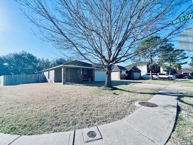 642 Hawthorne Pasture Rd, Richmond, TX 77471