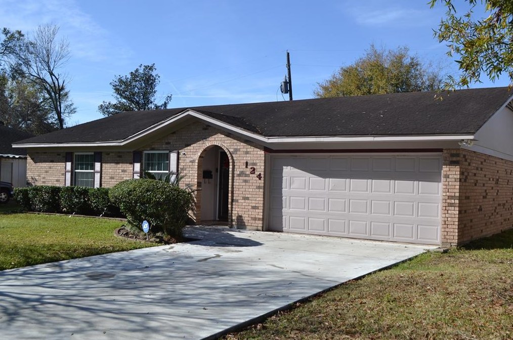 124 Orgain St, Beaumont, TX 77707-2333