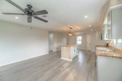 646 Yaupon Cove Drive, Onalaska, TX 77360 - Photo 6