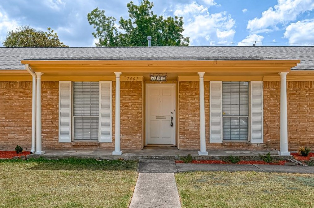 7407 Beechnut St, Houston TX  77074-4501 exterior