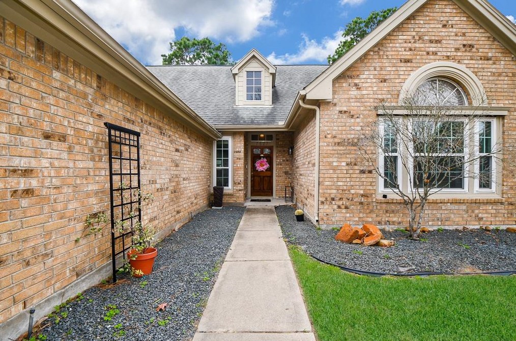 7527 Almond Springs Dr, Houston, TX 77095-4306