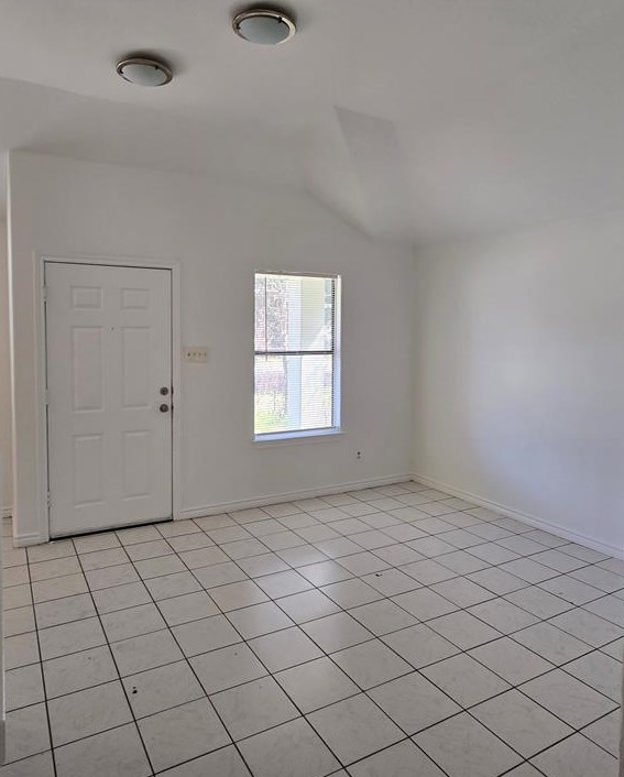 2103 Davis St, Houston, TX 77026-6908