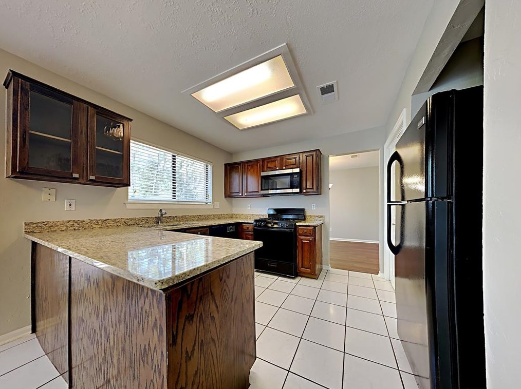 158 Pathfinders Cir, Spring TX  77381-3001 exterior