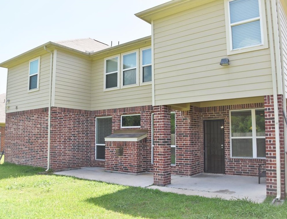 7610 Echinacea Dr, Baytown TX  77521-6500 exterior