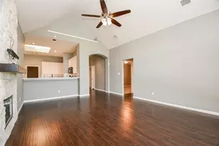 10402 Indian Paintbrush Ln, Houston, TX 77095 - Photo 12